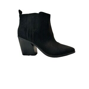 Torrid Black Ankle Booties Pointed Toe Block Heel Side Zip Size 10WW